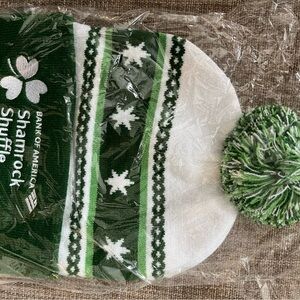 Shamrock Shuffle Knit Pom Beanie - Green & White